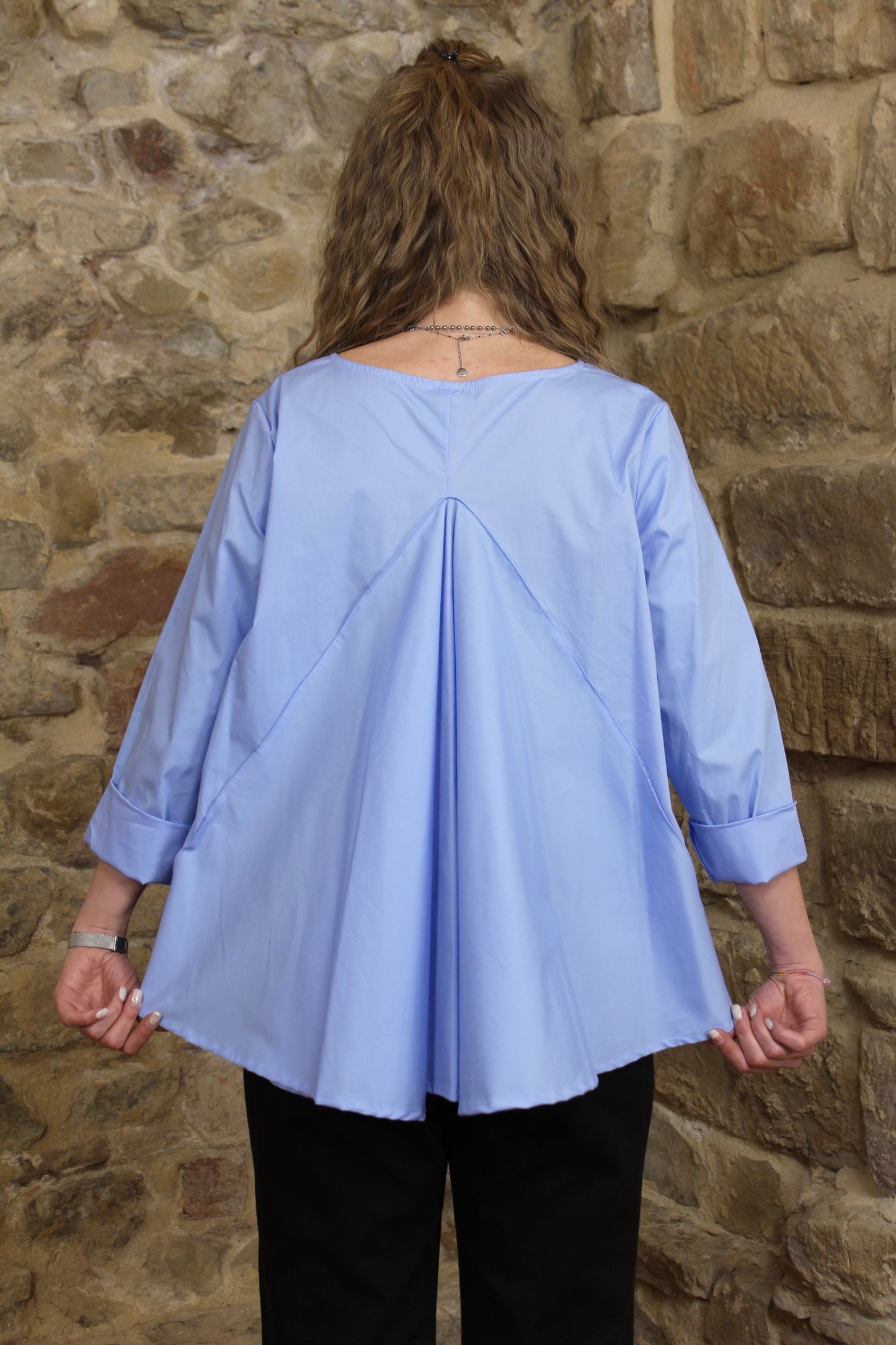 Blusa svasata