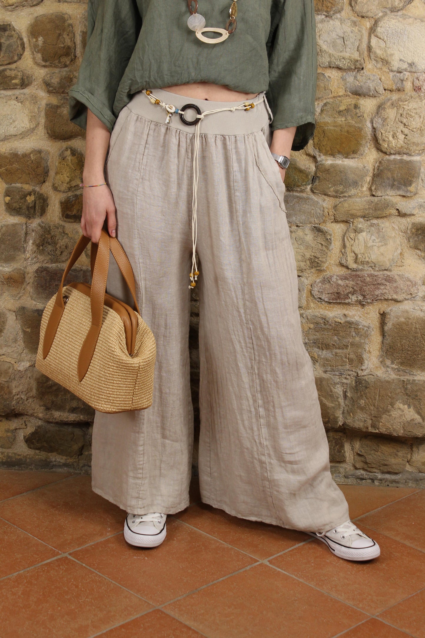 Wide leg trousers